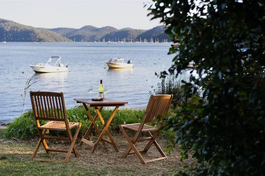 Dangar Beach Studio - Absolute Beach Front Villa Dangar Island Eksteriør billede